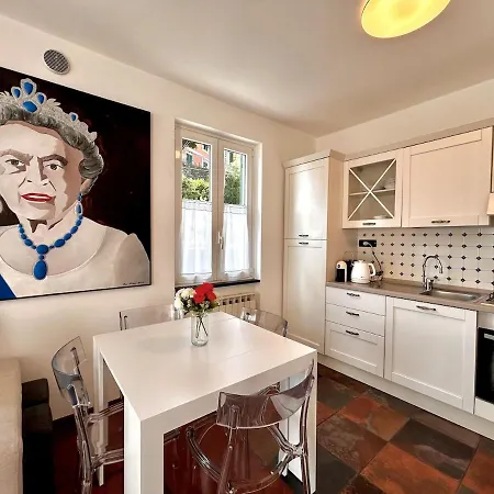 Casa Della Regina, Private Apartment
