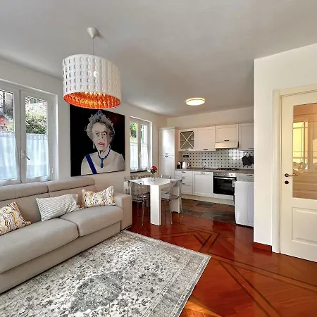 Casa Della Regina, Private Apartment